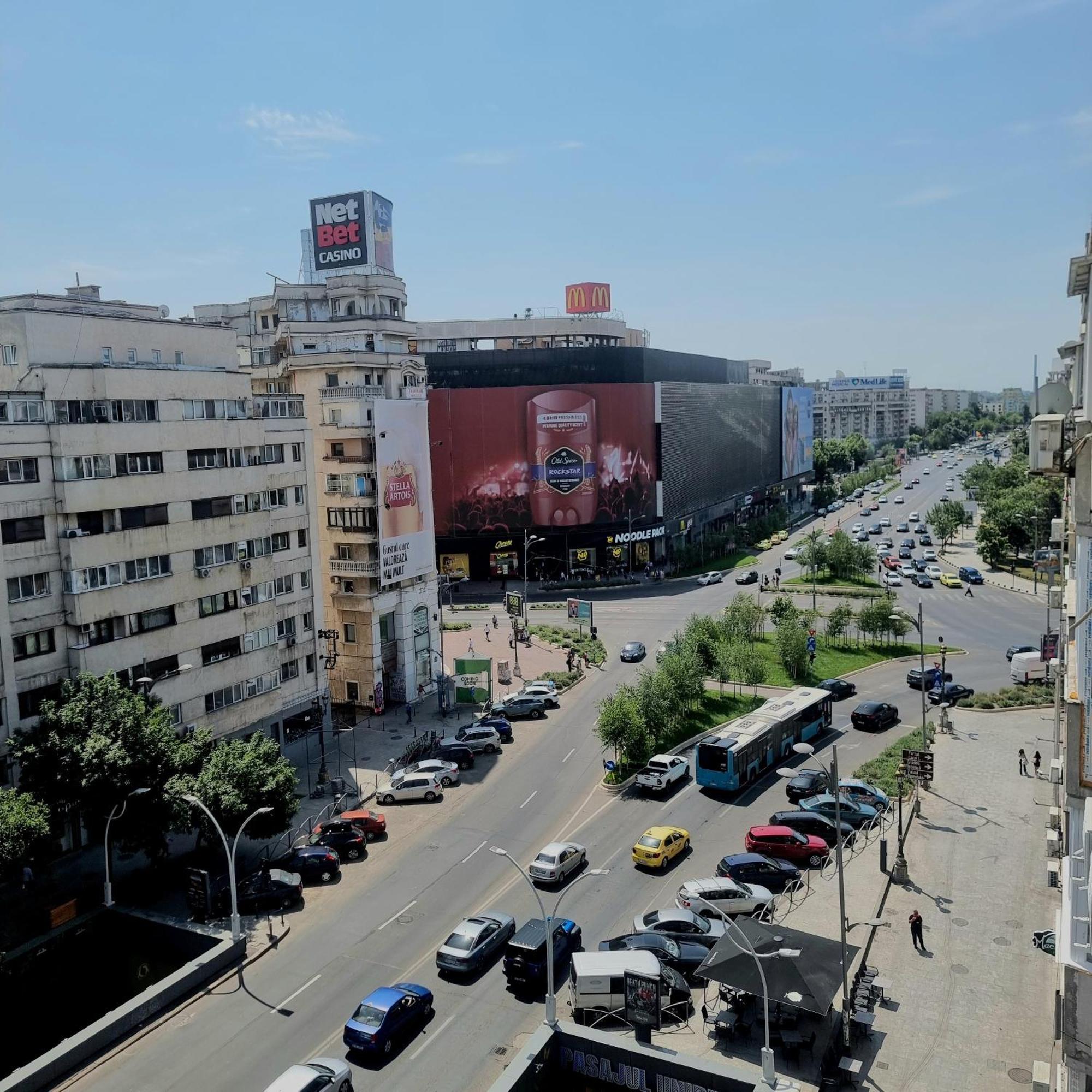 Charming Escape - Old Town - Pet Friendly Apartment Bucharest